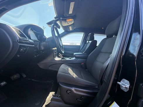 Used 2020 Jeep Grand Cherokee Laredo AWD/4WD image 19