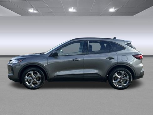 Used 2025 Ford Escape ST-Line image 6
