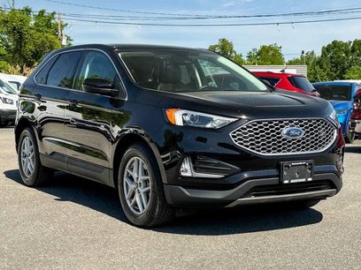 Used 2023 Ford Edge SEL w/ Convenience Package