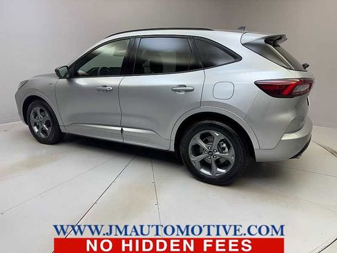 Used 2023 Ford Escape ST-Line w/ Tech Pack #1 image 3