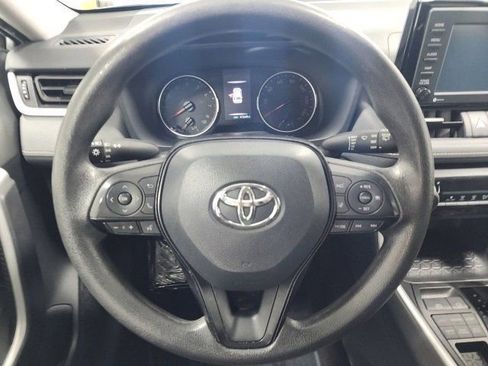 Used 2021 Toyota RAV4 LE image 24