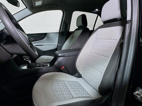 Used 2024 Chevrolet Equinox LS w/ LS Convenience Package image 11
