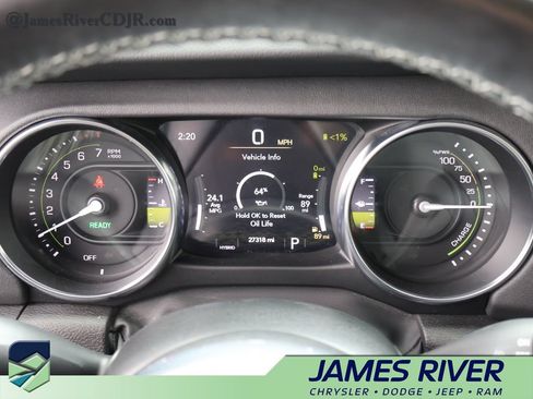 Used 2023 Jeep Wrangler Unlimited Sahara w/ Cold Weather Group AWD/4WD image 28