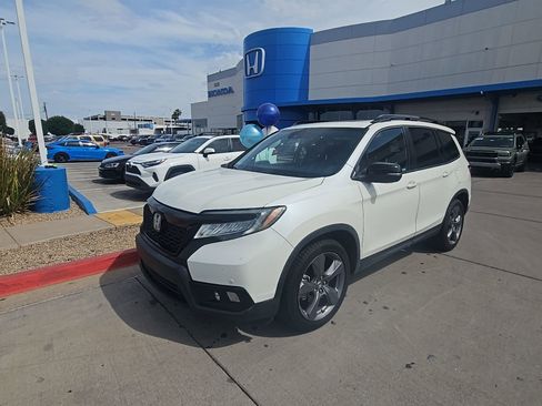 Used 2019 Honda Passport Touring image 3