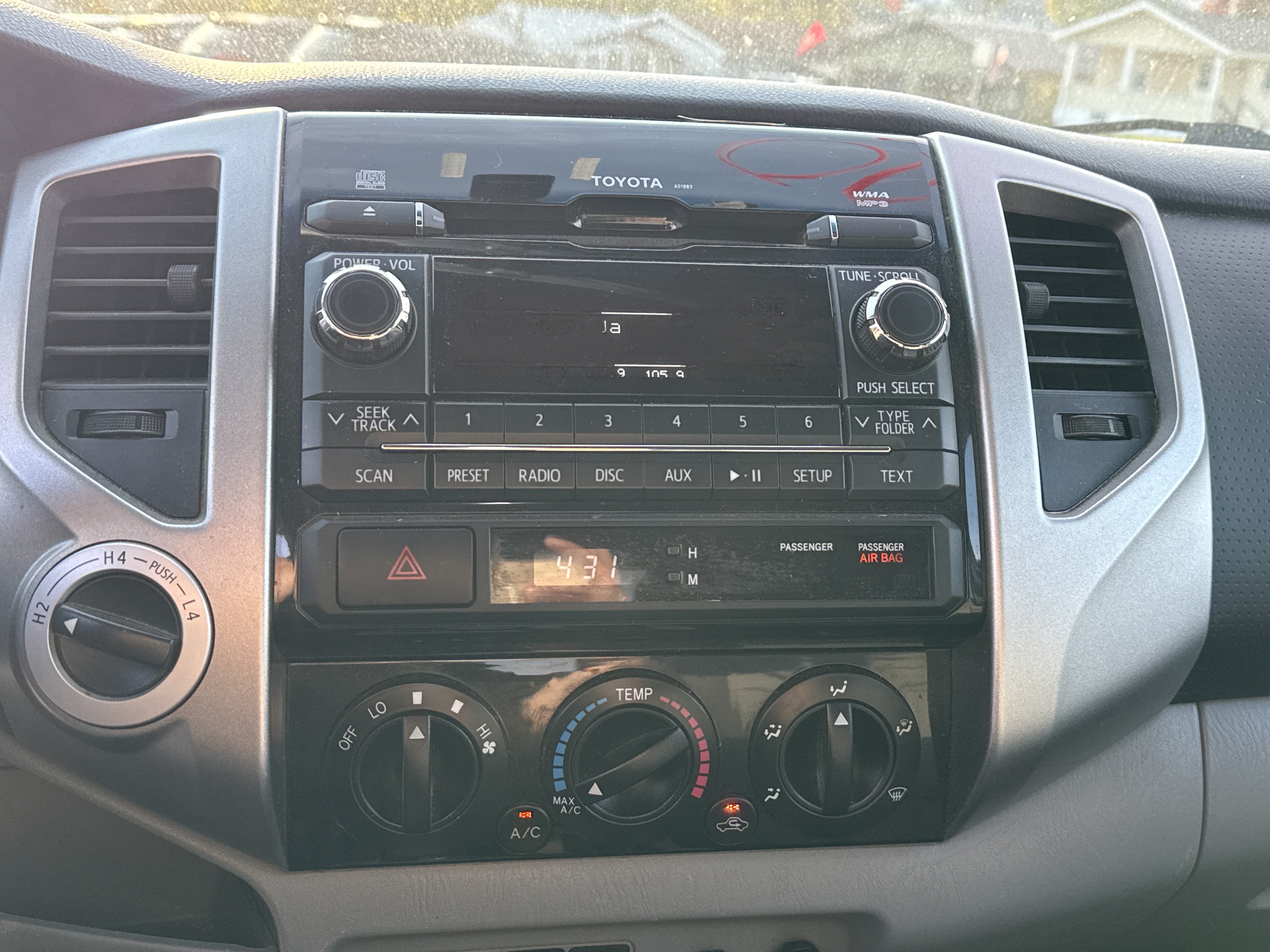 Used 2012 Toyota Tacoma 4x4 Access Cab V6 w/ TRD Sport Pkg image 23