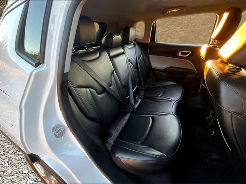 Used 2022 Jeep Compass Latitude image 22