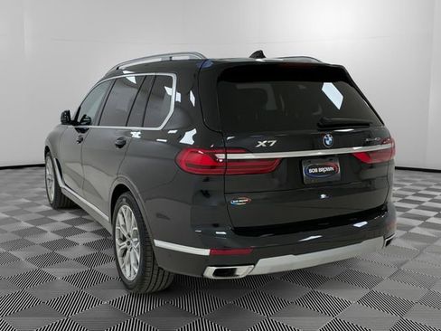 Used 2022 BMW X7 xDrive40i w/ Executive Package AWD/4WD image 3