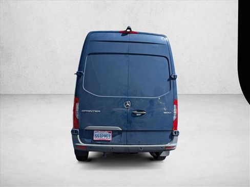 Used 2021 Mercedes-Benz Sprinter 1500 image 6