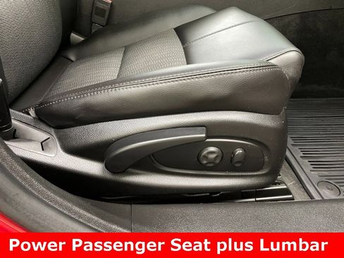 Used 2014 Chevrolet Impala LT w/ Convenience Package image 8