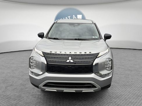 Used 2024 Mitsubishi Outlander SE AWD/4WD image 9