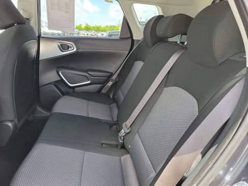 Used 2024 Kia Soul LX w/ Option Group 015 FWD image 15