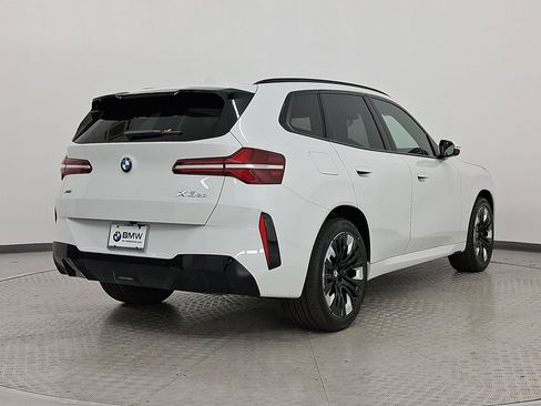 New 2026 BMW X3 xDrive30 w/ Premium Package image 9