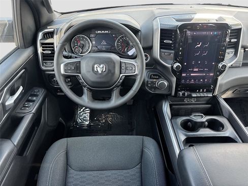 Used 2025 RAM 1500 Big Horn AWD/4WD image 27