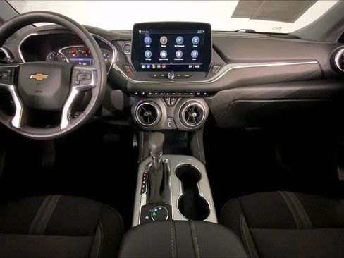 Used 2025 Chevrolet Blazer LT image 15