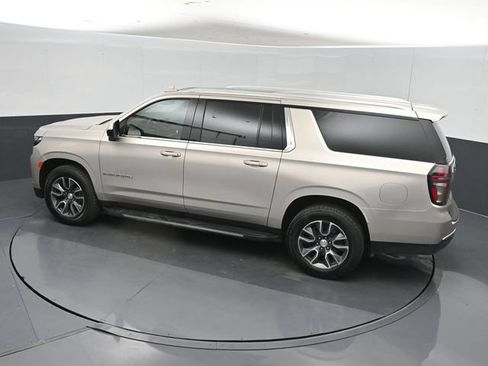Used 2021 Chevrolet Suburban LT w/ Rear Media and Nav Package AWD/4WD image 49