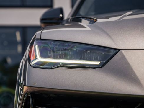 Used 2023 Lamborghini Urus S AWD/4WD image 9