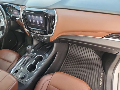 Used 2020 Chevrolet Traverse High Country FWD image 28