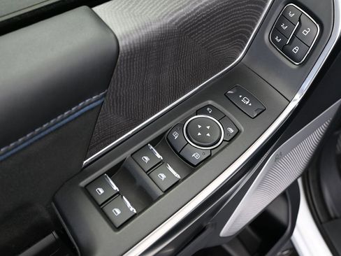 Used 2025 Ford F250 Platinum AWD/4WD image 20
