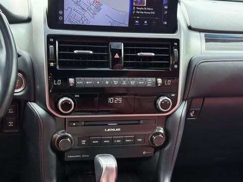 Used 2023 Lexus GX 460 Premium w/ Premium Package AWD/4WD image 18