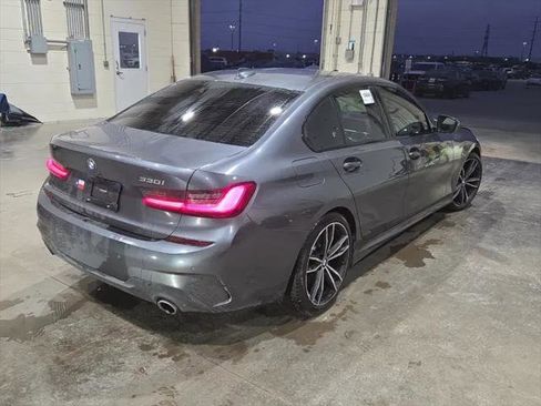 Used 2021 BMW 330i Sedan w/ M Sport Package image 8