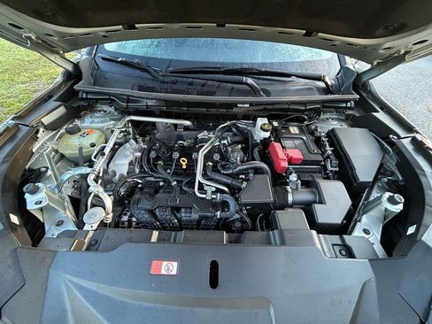 Used 2024 Mitsubishi Outlander SE image 11