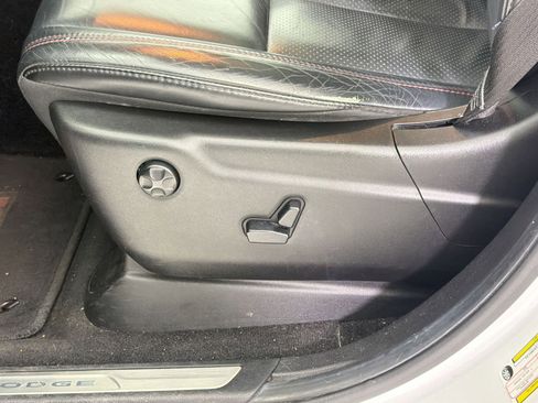 Used 2014 Dodge Durango R/T RWD image 13