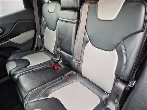 Used 2014 Jeep Cherokee Limited FWD image 19