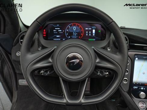 Used 2024 McLaren 750S Base image 29