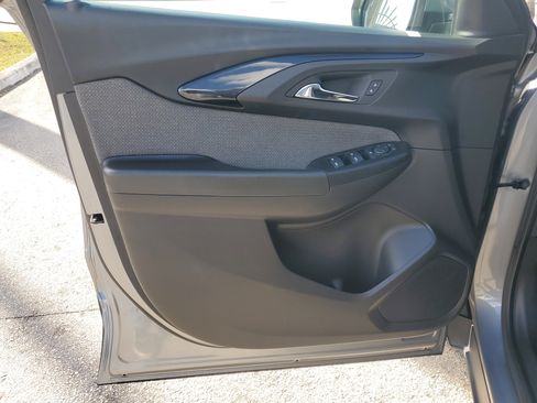 Used 2023 Chevrolet TrailBlazer LT w/ Convenience Package image 24