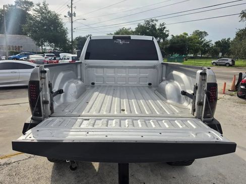 Used 2012 RAM 2500 ST w/ Chrome Appearance Group AWD/4WD image 8