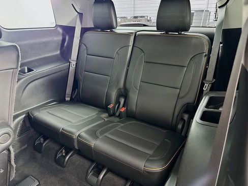 Used 2020 GMC Acadia AT4 w/ GMC Pro Grade Package image 13