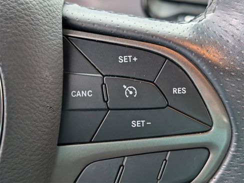 Used 2019 Dodge Challenger SXT w/ Blacktop Package image 25