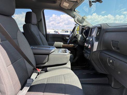 Used 2022 GMC Sierra 2500 SLE w/ SLE Convenience Package AWD/4WD image 41