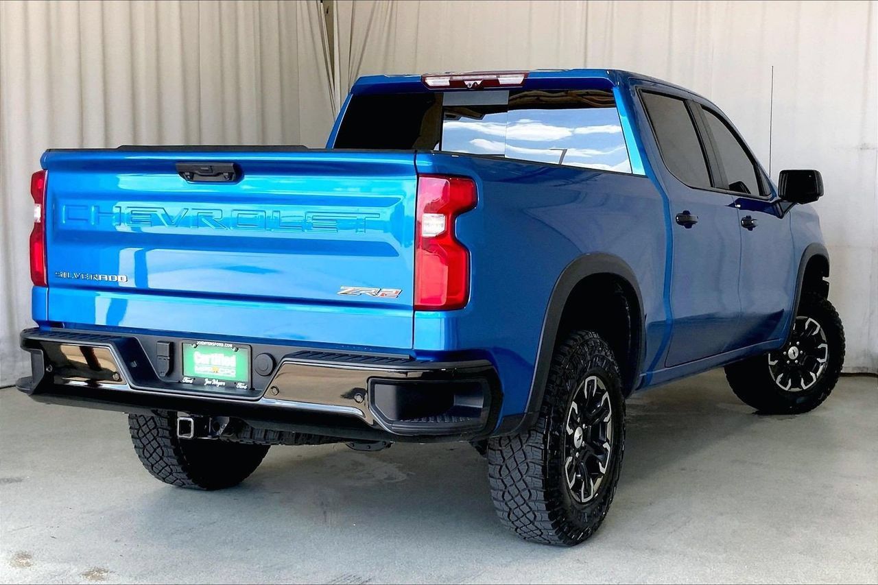 Used 2024 Chevrolet Silverado 1500 ZR2 w/ Technology Package AWD/4WD image 13