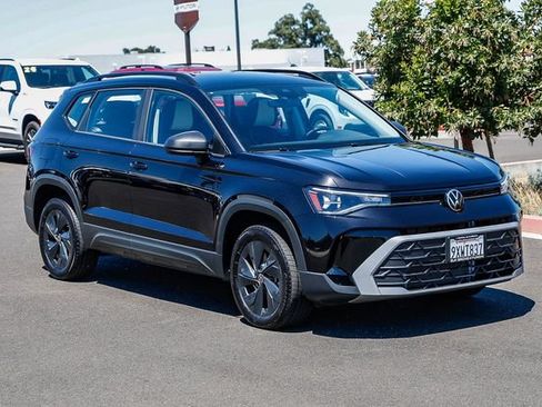Used 2025 Volkswagen Taos S FWD image 6