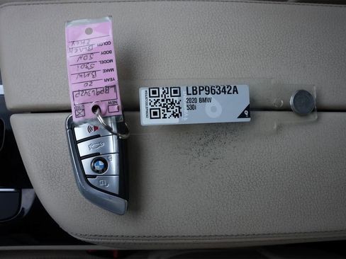 Used 2020 BMW 530i xDrive 530i xDrive w/ Premium Package image 28