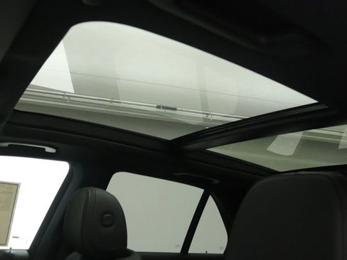 New 2026 Mercedes-Benz GLE 450 4MATIC image 11