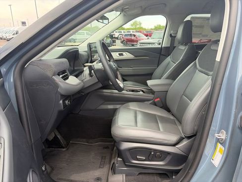 New 2026 Ford Explorer Active w/ Active Comfort Package AWD/4WD image 17