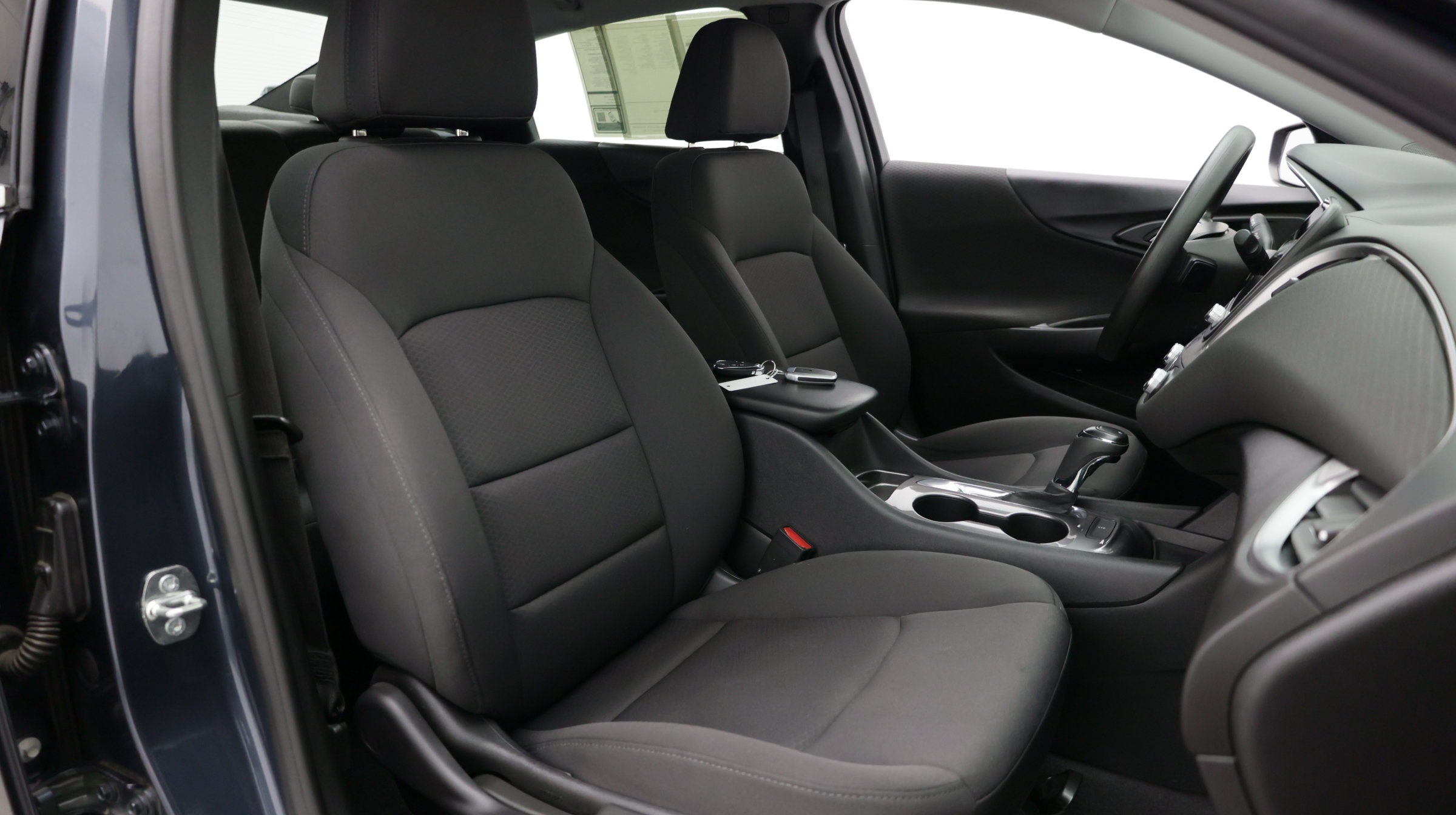 Used 2020 Chevrolet Malibu LS FWD image 32