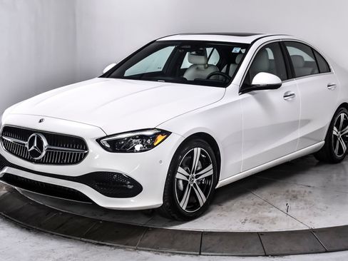 Used 2023 Mercedes-Benz C 300 4MATIC Sedan image 2
