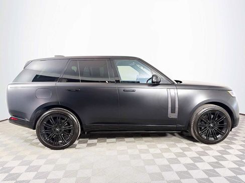 Used 2023 Land Rover Range Rover Autobiography AWD/4WD image 4