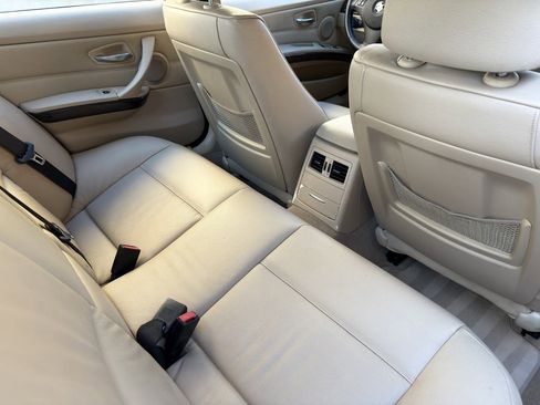 Used 2006 BMW 330i Sedan image 57