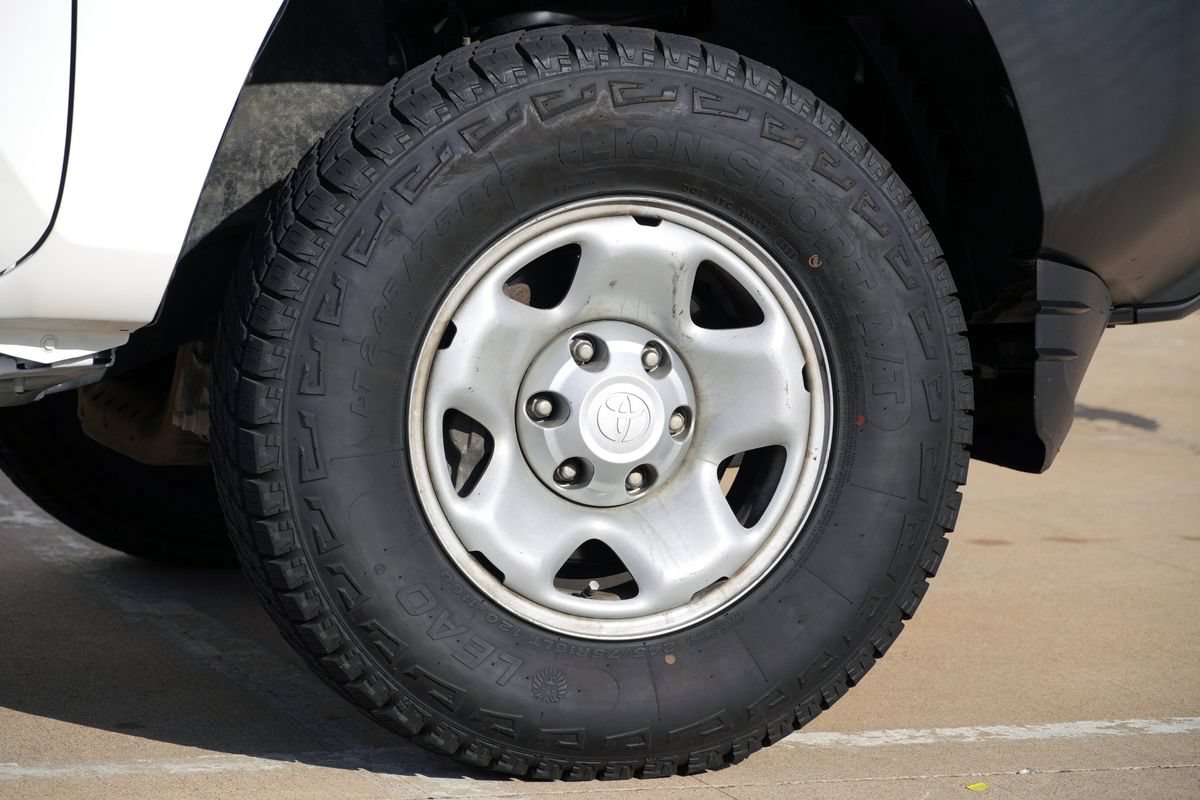 Used 2022 Toyota Tacoma SR RWD image 31