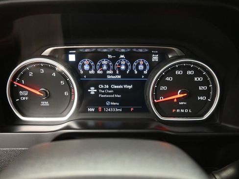 Used 2020 Chevrolet Silverado 1500 High Country image 3