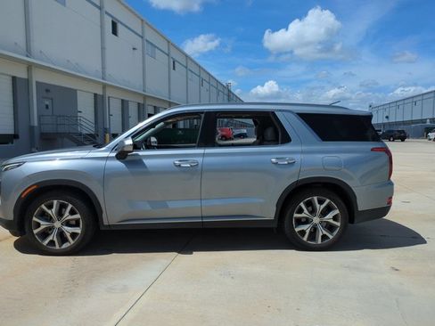 Used 2020 Hyundai Palisade SEL w/ Premium Package FWD image 6