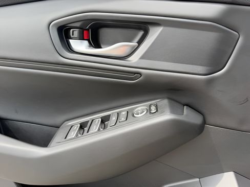 Used 2024 Honda Accord EX image 19