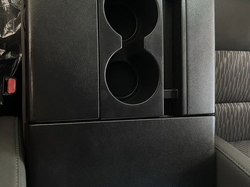 Used 2019 Toyota Tundra SR5 image 29