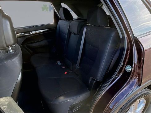 Used 2015 Kia Sorento LX image 22