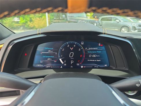 Used 2022 Chevrolet Corvette Stingray Preferred Cpe w/ Z51 Performance Package RWD image 25
