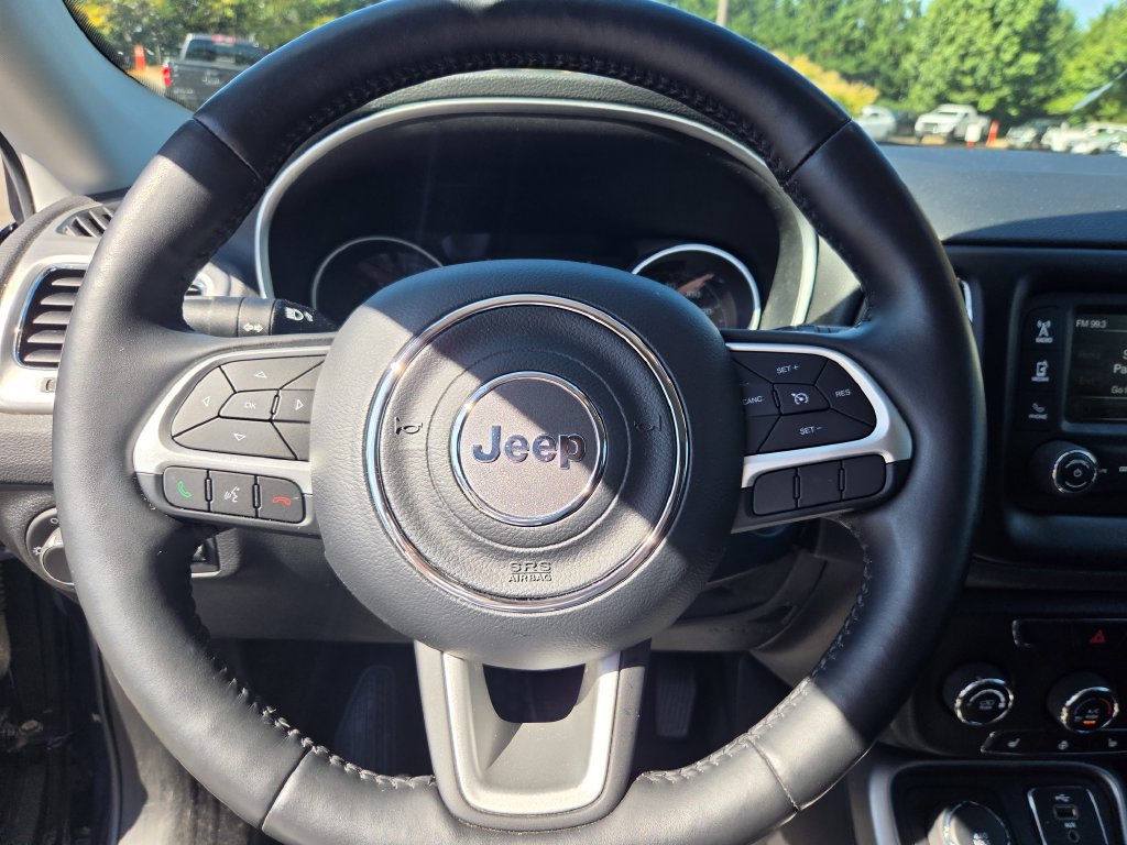 Used 2018 Jeep Compass Sport w/ Cold Weather Group AWD/4WD image 13